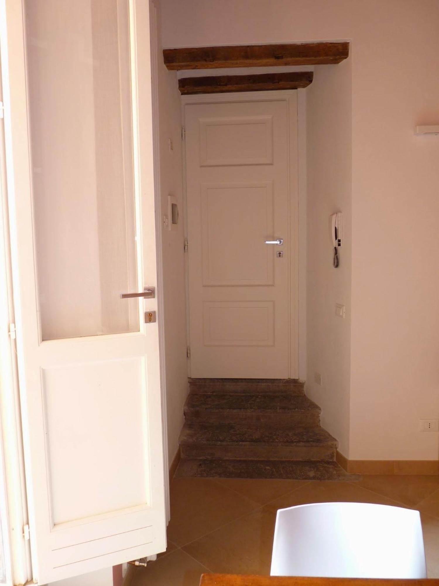 Flora Inn, Super Sweet Studio - Centro Μπέργκαμο Εξωτερικό φωτογραφία